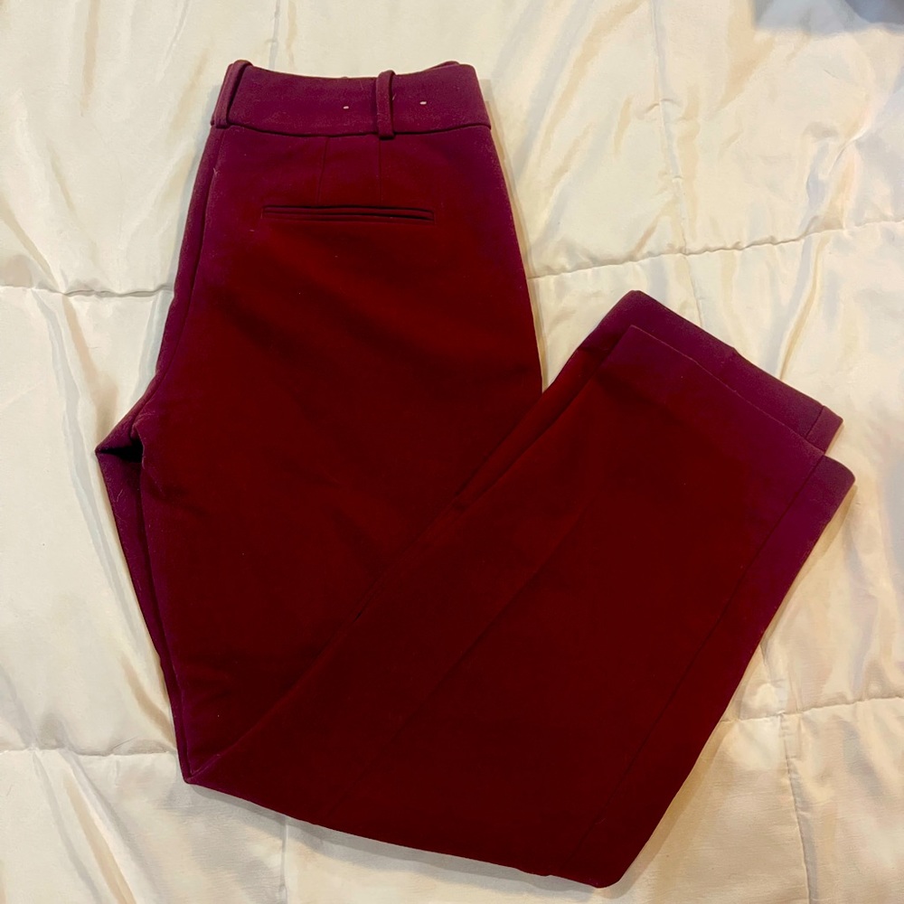 Ann Taylor Burgundy Devin Fit (ankle crop) dress pants size 0